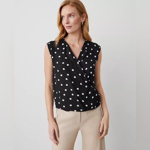 NEW Ann Taylor Black White Dot Wrap Top M - Picture 1 of 6